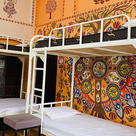 Rudra Home Stay Варанаси Екстериор снимка
