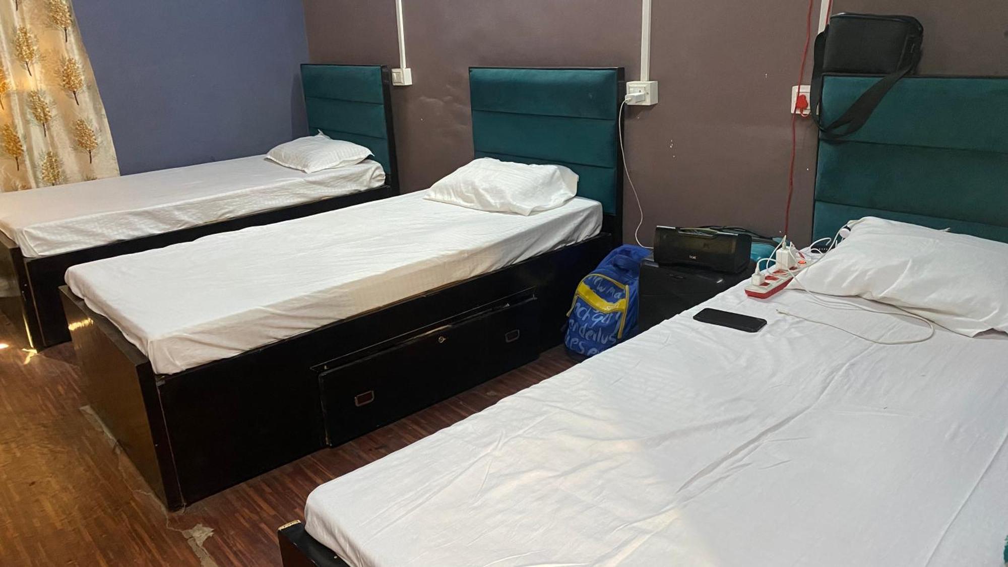 Rudra Home Stay Варанаси Екстериор снимка